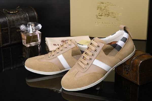 Burberry Fashion Men Sneakers--053